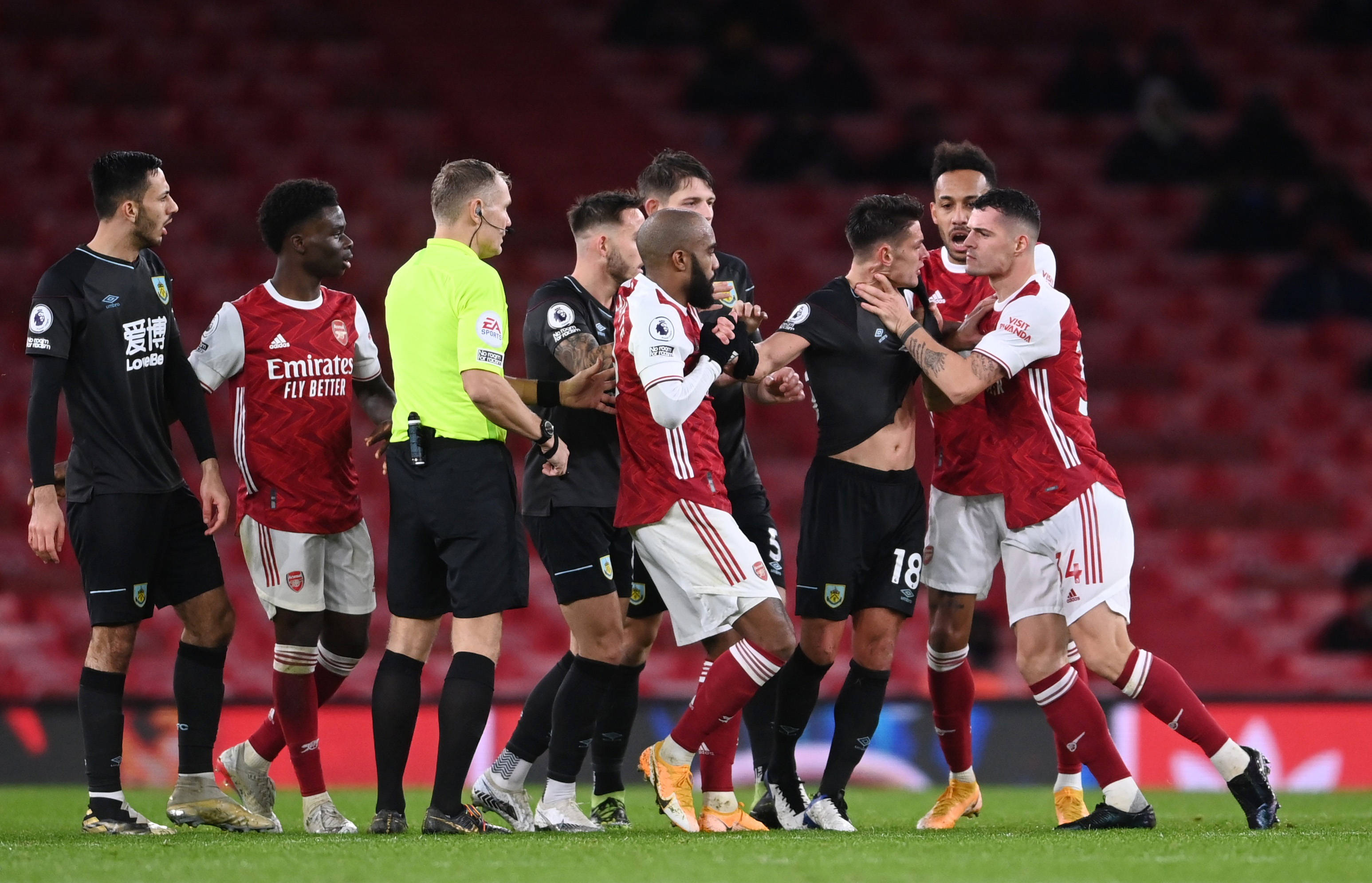 还用表现让 还用表现让